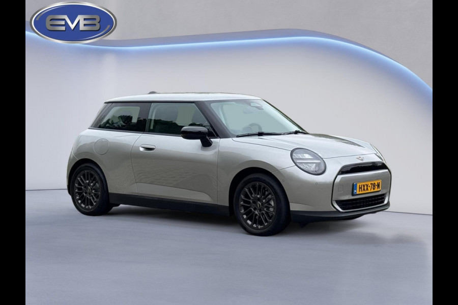 MINI Cooper E Essential 40.7 kWh NIEUW 28-07-2025, achteruitrijcamera, 17 inch ,nieuw prijs € 31860,-, nl auto met nap