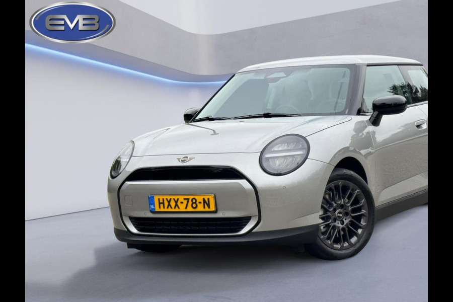MINI Cooper E Essential 40.7 kWh NIEUW 28-07-2025, achteruitrijcamera, 17 inch ,nieuw prijs € 31860,-, nl auto met nap