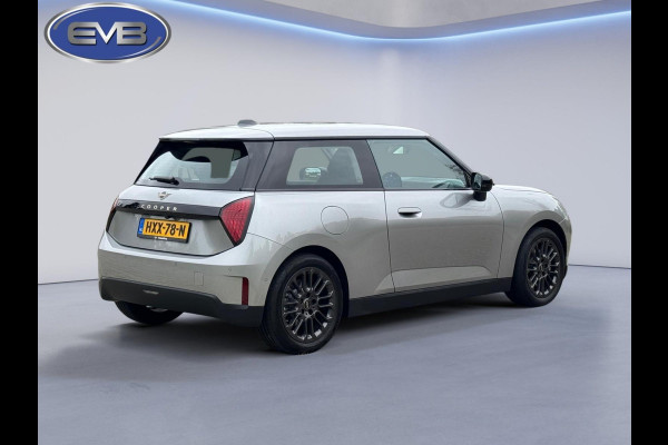 MINI Cooper E Essential 40.7 kWh NIEUW 28-07-2025, achteruitrijcamera, 17 inch ,nieuw prijs € 31860,-, nl auto met nap