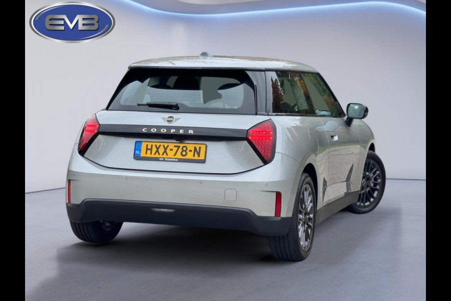 MINI Cooper E Essential 40.7 kWh NIEUW 28-07-2025, achteruitrijcamera, 17 inch ,nieuw prijs € 31860,-, nl auto met nap