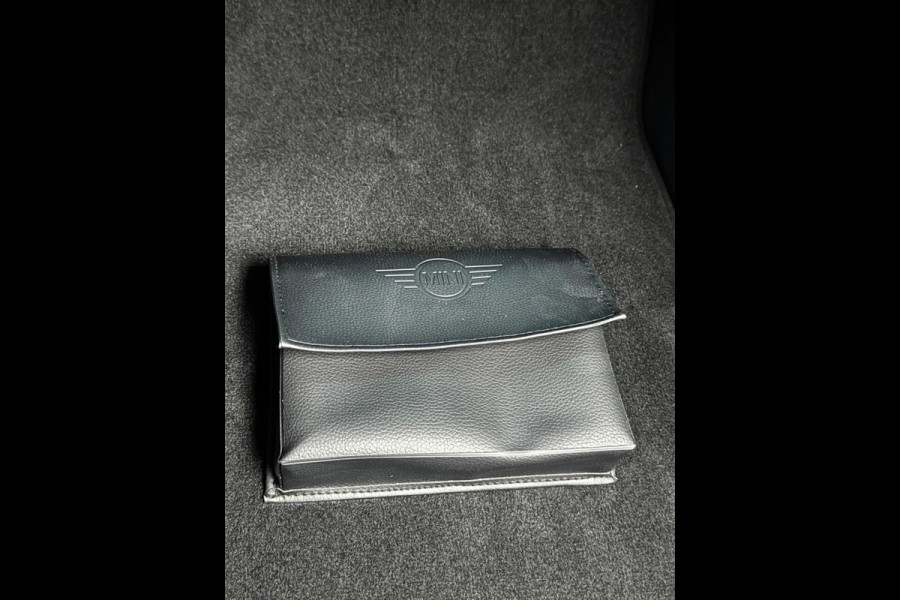 MINI Cooper E Essential 40.7 kWh NIEUW 28-07-2025, achteruitrijcamera, 17 inch ,nieuw prijs € 31860,-, nl auto met nap