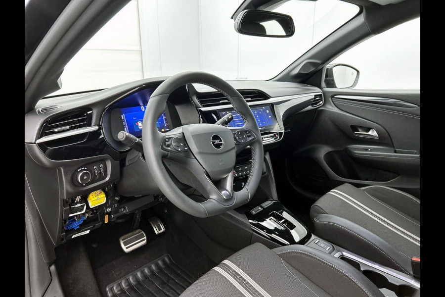 Opel Corsa 1.2 Turbo Hybrid 100pk Automaat GS Opel Corsa 1.2 Turbo 100pk GS Nieuw Model! | Navigatie | Apple Carplay/Android Auto | Airco | Camera | Parkeer sensoren V+A | Cruise Control