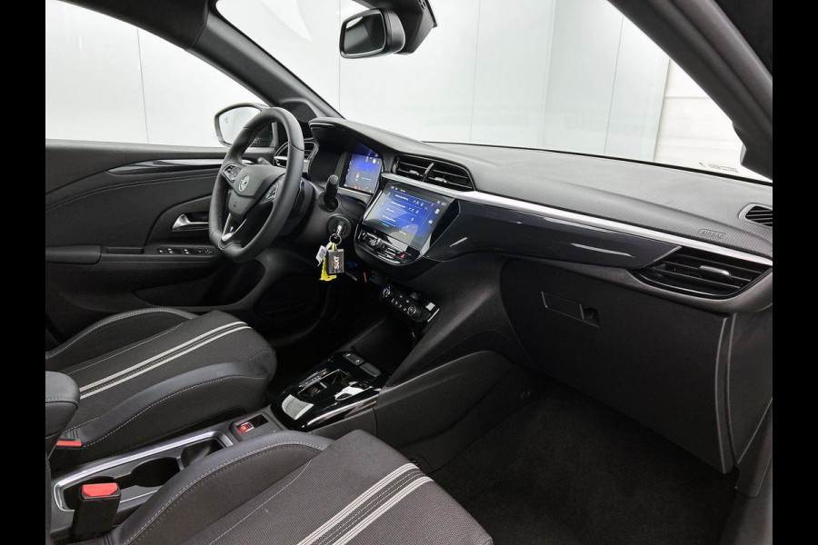 Opel Corsa 1.2 Turbo Hybrid 100pk Automaat GS Opel Corsa 1.2 Turbo 100pk GS Nieuw Model! | Navigatie | Apple Carplay/Android Auto | Airco | Camera | Parkeer sensoren V+A | Cruise Control
