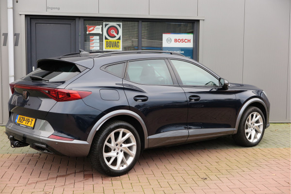 CUPRA Formentor 1.4 e-Hybrid 204pk Business. Led , Trekhaak , PDC , Clima, Stuurwiel verwarmd , LMV , Carplay, etc .