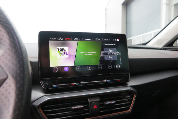 CUPRA Formentor 1.4 e-Hybrid 204pk Business. Led , Trekhaak , PDC , Clima, Stuurwiel verwarmd , LMV , Carplay, etc .