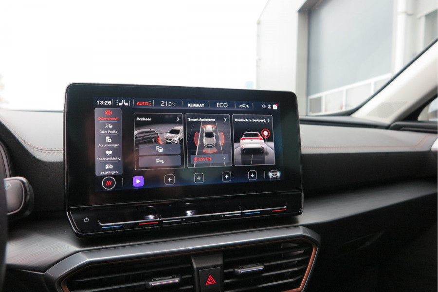 CUPRA Formentor 1.4 e-Hybrid 204pk Business. Led , Trekhaak , PDC , Clima, Stuurwiel verwarmd , LMV , Carplay, etc .