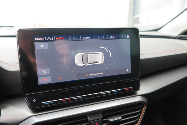 CUPRA Formentor 1.4 e-Hybrid 204pk Business. Led , Trekhaak , PDC , Clima, Stuurwiel verwarmd , LMV , Carplay, etc .