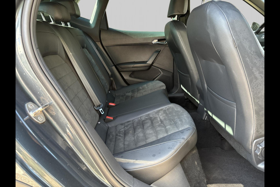 Seat Arona 1.0 TSI Style Business Xcellence | automaat | zwart dak | blind-spot | stoelverwarming
