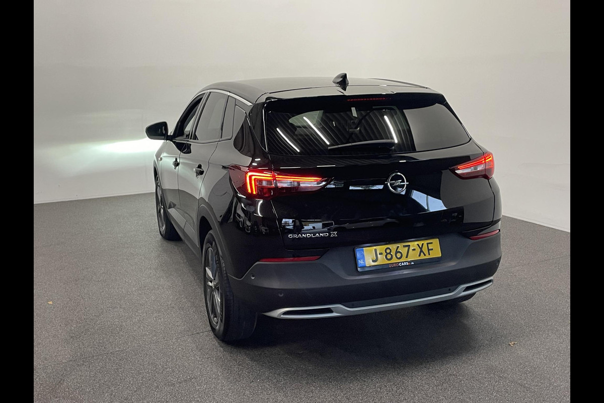 Opel Grandland X 1.2 130 pk Turbo Edition Aut. Airco ECC Navi Cruise Control AGR Comfortstoel PDC VA+ Camera