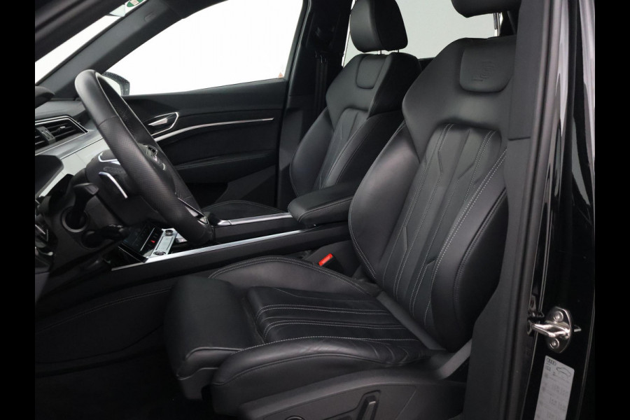 Audi Q8 e-tron 55 QUATTRO 115 kWh 408 PK S EDITION S-LINE + TREKHAAK 1800 KG | LUCHTVERING | HEAD-UP | LEDER SPORTINTERIEUR