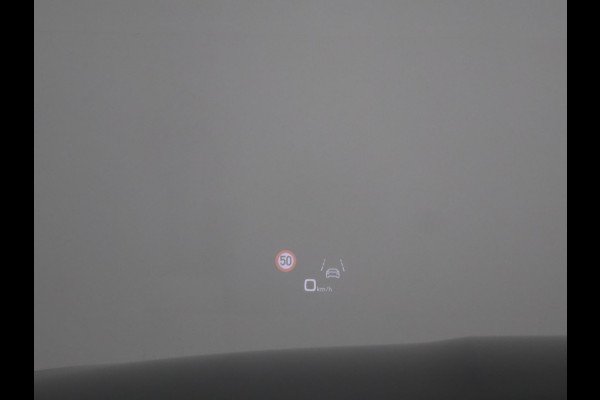 Audi Q8 e-tron 55 QUATTRO 115 kWh 408 PK S EDITION S-LINE + TREKHAAK 1800 KG | LUCHTVERING | HEAD-UP | LEDER SPORTINTERIEUR