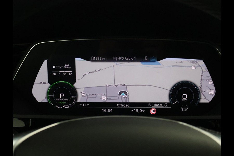 Audi Q8 e-tron 55 QUATTRO 115 kWh 408 PK S EDITION S-LINE + TREKHAAK 1800 KG | LUCHTVERING | HEAD-UP | LEDER SPORTINTERIEUR