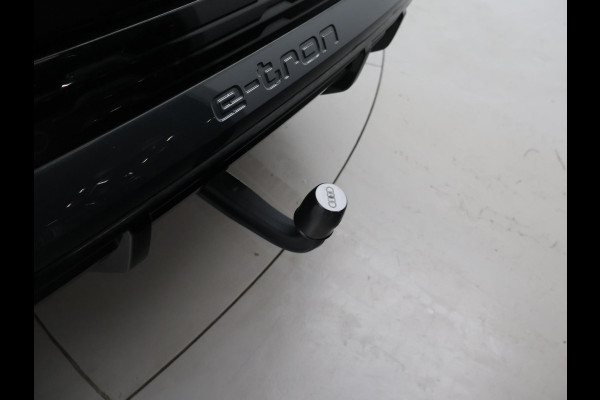 Audi Q8 e-tron 55 QUATTRO 115 kWh 408 PK S EDITION S-LINE + TREKHAAK 1800 KG | LUCHTVERING | HEAD-UP | LEDER SPORTINTERIEUR