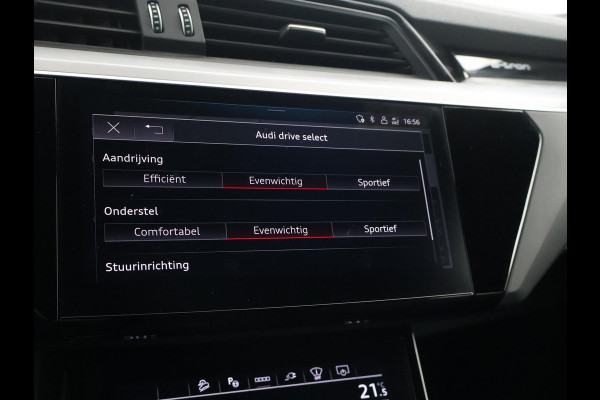 Audi Q8 e-tron 55 QUATTRO 115 kWh 408 PK S EDITION S-LINE + TREKHAAK 1800 KG | LUCHTVERING | HEAD-UP | LEDER SPORTINTERIEUR