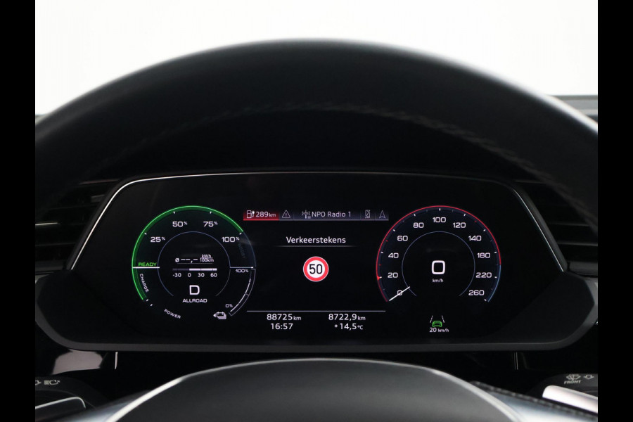Audi Q8 e-tron 55 QUATTRO 115 kWh 408 PK S EDITION S-LINE + TREKHAAK 1800 KG | LUCHTVERING | HEAD-UP | LEDER SPORTINTERIEUR