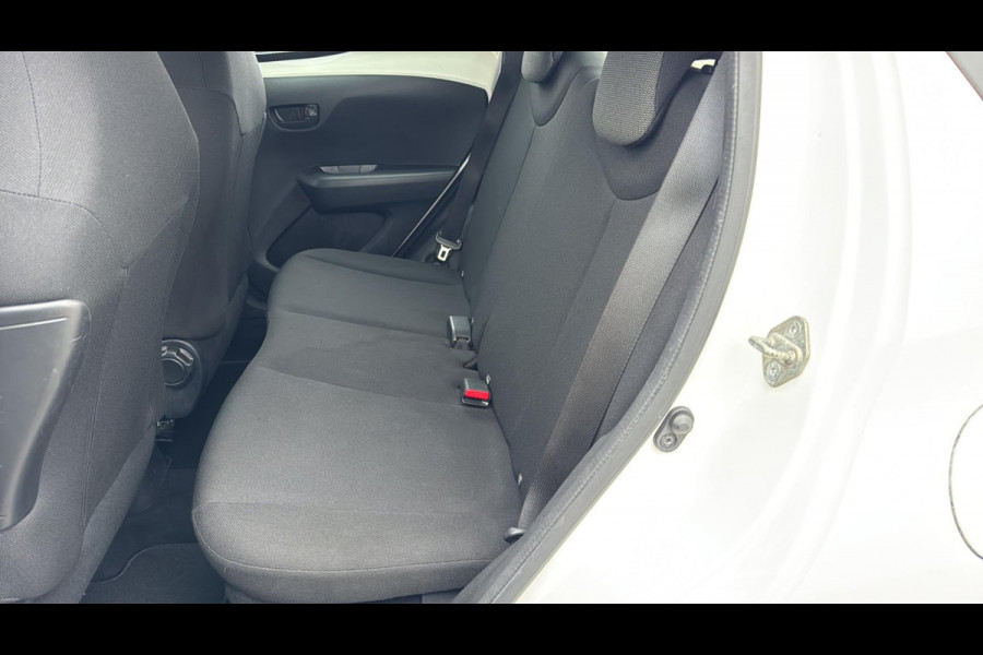 Toyota Aygo 1.0 VVT-i x-fun AIRCO NL AUTO