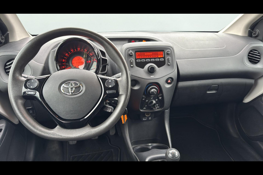 Toyota Aygo 1.0 VVT-i x-fun AIRCO NL AUTO