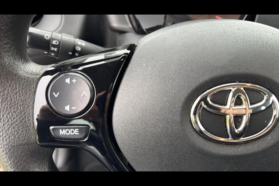 Toyota Aygo 1.0 VVT-i x-fun AIRCO NL AUTO