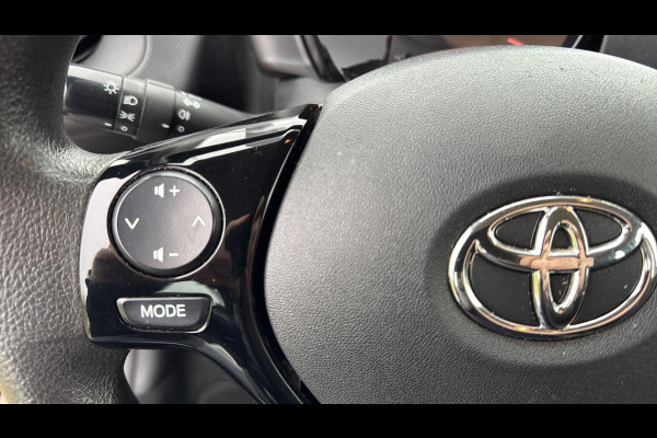 Toyota Aygo 1.0 VVT-i x-fun AIRCO NL AUTO