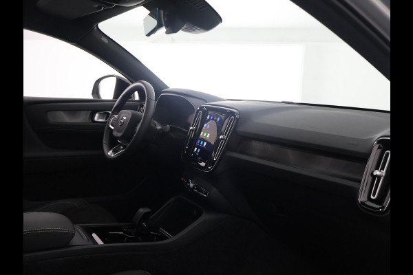 Volvo C40 RECHARGE TWIN INTRO AWD 78 KW/408 PK ACCU 92% BIJNA 2022.GARANTIE TOT 2032** 1800 KG TREKGEWICHT. PANODAK