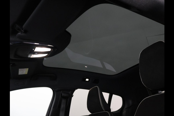 Volvo C40 RECHARGE TWIN INTRO AWD 78 KW/408 PK ACCU 92% BIJNA 2022.GARANTIE TOT 2032** 1800 KG TREKGEWICHT. PANODAK