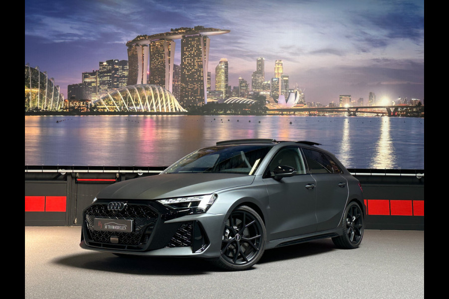 Audi RS3 Sportback 2.5 TFSI quattro PPF|RS-Schaalstoelen|Sonos|MatteGrijs|HUD|Alcantara|Vol!