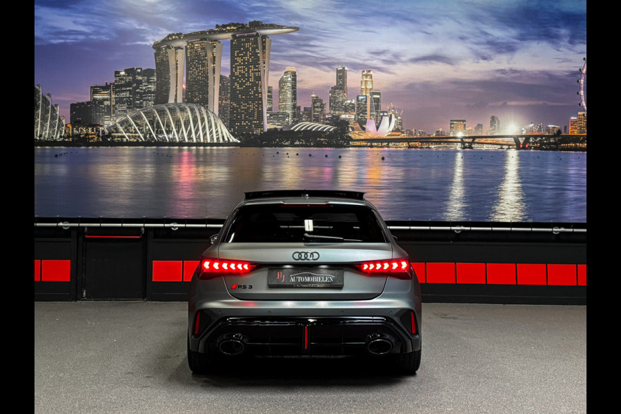 Audi RS3 Sportback 2.5 TFSI quattro PPF|RS-Schaalstoelen|Sonos|MatteGrijs|HUD|Alcantara|Vol!