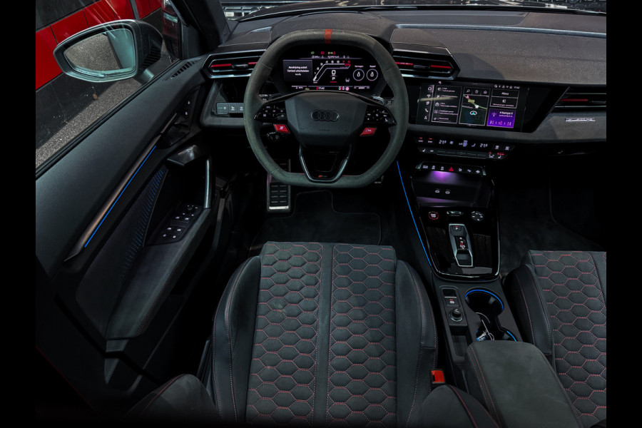 Audi RS3 Sportback 2.5 TFSI quattro PPF|RS-Schaalstoelen|Sonos|MatteGrijs|HUD|Alcantara|Vol!