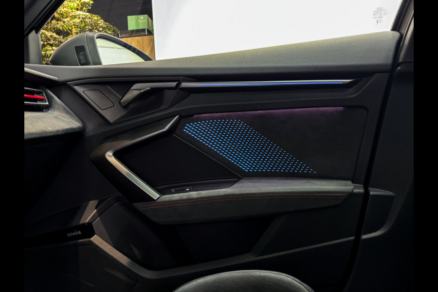 Audi RS3 Sportback 2.5 TFSI quattro PPF|RS-Schaalstoelen|Sonos|MatteGrijs|HUD|Alcantara|Vol!