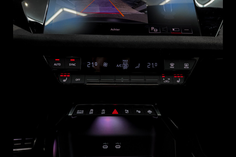 Audi RS3 Sportback 2.5 TFSI quattro PPF|RS-Schaalstoelen|Sonos|MatteGrijs|HUD|Alcantara|Vol!