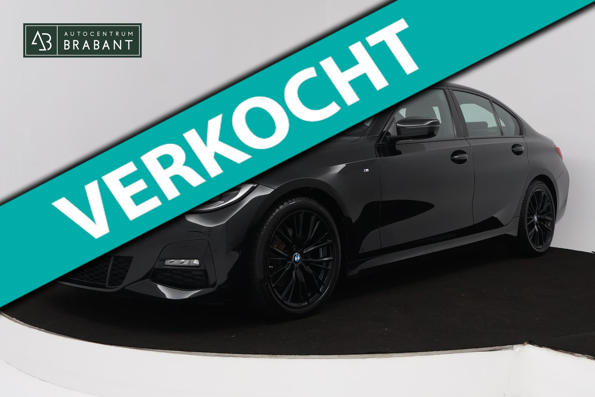BMW 3-serie 320i High Executive Edition (PARKEERSENSOREN, STOELVERWARMING, LEER, NAVIGATIE, NL-AUTO)