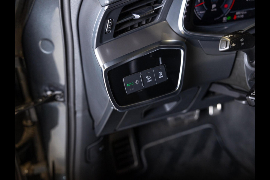 Audi A6 Avant 55 TFSI quattro S edition / 340pk / Maxton / Panorama dak / Achteruitrij camera /