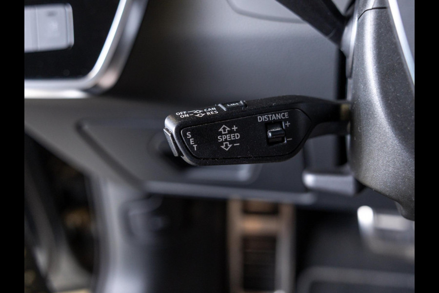 Audi A6 Avant 55 TFSI quattro S edition / 340pk / Maxton / Panorama dak / Achteruitrij camera /