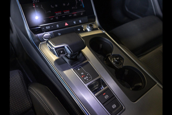 Audi A6 Avant 55 TFSI quattro S edition / 340pk / Maxton / Panorama dak / Achteruitrij camera /
