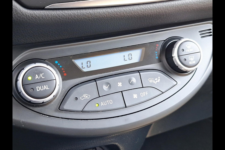 Toyota Yaris 1.5 Hybrid Y20 Automaat | Camera | Clima | Keurige auto!