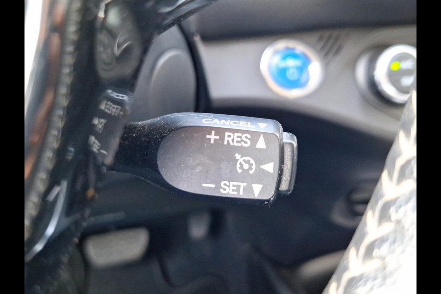 Toyota Yaris 1.5 Hybrid Y20 Automaat | Camera | Clima | Keurige auto!