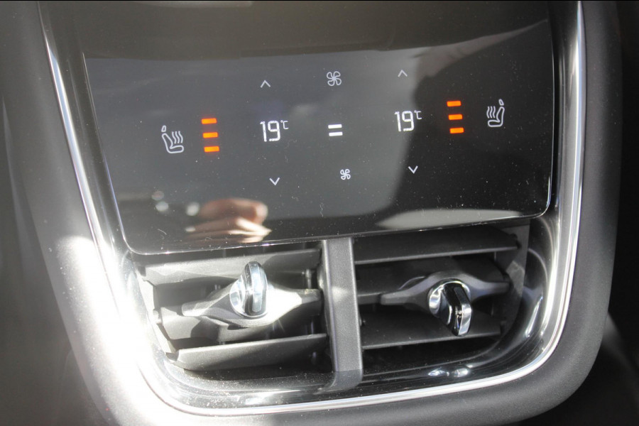 Volvo EX90 Twin Motor Performance Ultra 7p. 111 kWh Google infotainment / Luchtvering / Bowers & Wilkins Audio / Parkeersensoren rondom met 360 graden camera