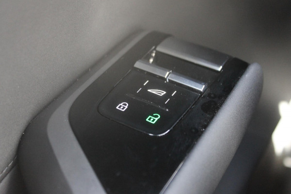 Volvo EX90 Twin Motor Performance Ultra 7p. 111 kWh Google infotainment / Luchtvering / Bowers & Wilkins Audio / Parkeersensoren rondom met 360 graden camera