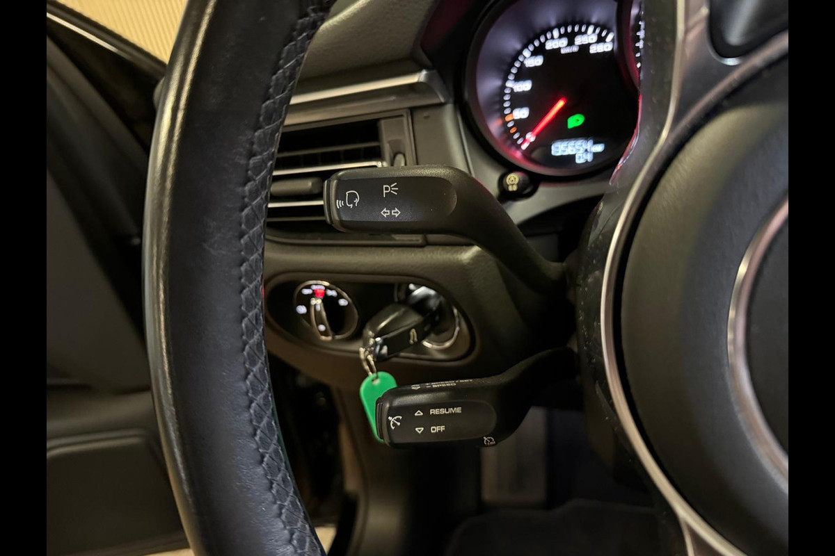 Porsche Macan 2.0-LUCHTVERING-PANORAMA-STOELEN 14 VOUDIG-CAMERA-STOELVENTILATIE