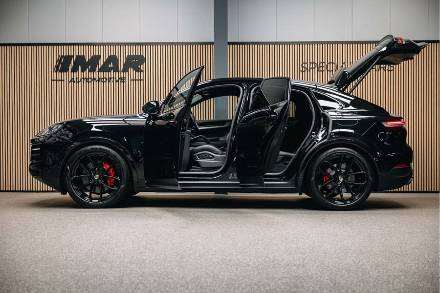 Porsche Cayenne Coupé 3.0 E-Hybrid Black Edition | Sport Chrono | Luchtvering | Adaptieve (18-voudige) sportstoelen met verwarming en verkoeling |