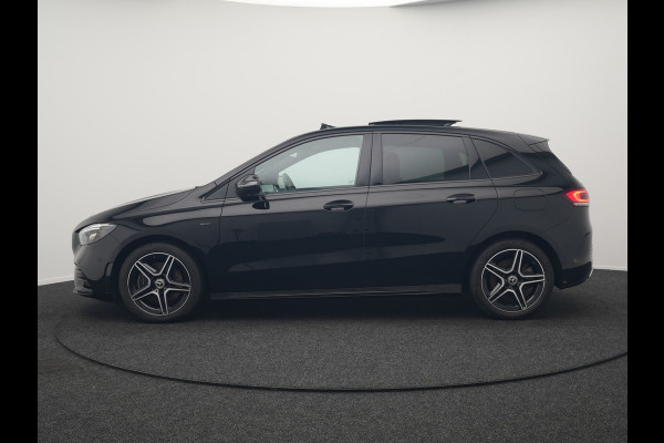 Mercedes-Benz B-Klasse 250 e Business Solution AMG Limited Plug In Hybrid 218pk PHEV | Panodak | Camera | Night Pakket | Alcantara Sportstoelen Verwarmd | Apple Carplay | Widescreen Cockpit | Navigatie | Lane Assist | Virtual | DAB |