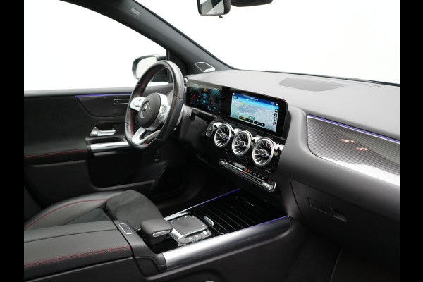 Mercedes-Benz B-Klasse 250 e Business Solution AMG Limited Plug In Hybrid 218pk PHEV | Panodak | Camera | Night Pakket | Alcantara Sportstoelen Verwarmd | Apple Carplay | Widescreen Cockpit | Navigatie | Lane Assist | Virtual | DAB |