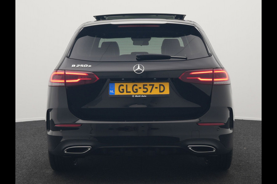 Mercedes-Benz B-Klasse 250 e Business Solution AMG Limited Plug In Hybrid 218pk PHEV | Panodak | Camera | Night Pakket | Alcantara Sportstoelen Verwarmd | Apple Carplay | Widescreen Cockpit | Navigatie | Lane Assist | Virtual | DAB |