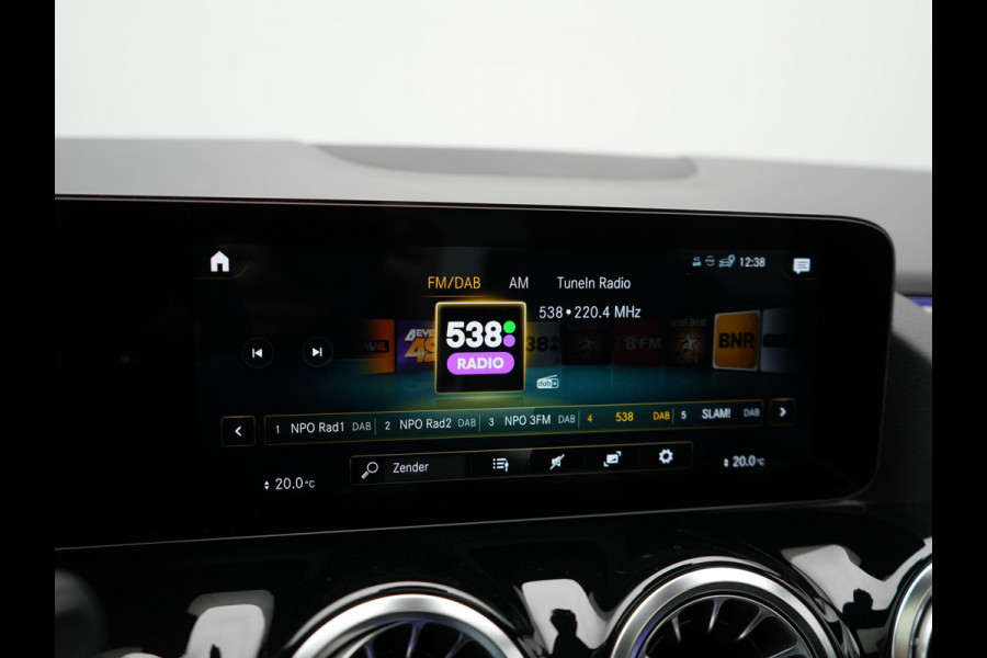 Mercedes-Benz B-Klasse 250 e Business Solution AMG Limited Plug In Hybrid 218pk PHEV | Panodak | Camera | Night Pakket | Alcantara Sportstoelen Verwarmd | Apple Carplay | Widescreen Cockpit | Navigatie | Lane Assist | Virtual | DAB |