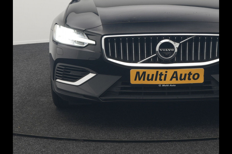 Volvo V60 2.0 T8 Recharge AWD Inscription 392pk Dealer O.H PHEV | Trekhaak Af Fabriek | Panodak | Head Up | Adaptive Cruise | 360 Camera | Bowers & Wilkins | Lederen Sporstoelen Memory & Ventilatie | Apple Carplay | Verwarmde Stoelen & Stuur | 19"L.M