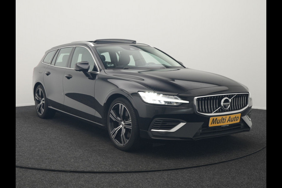 Volvo V60 2.0 T8 Recharge AWD Inscription 392pk Dealer O.H PHEV | Trekhaak Af Fabriek | Panodak | Head Up | Adaptive Cruise | 360 Camera | Bowers & Wilkins | Lederen Sporstoelen Memory & Ventilatie | Apple Carplay | Verwarmde Stoelen & Stuur | 19"L.M