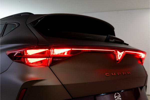 CUPRA Formentor 1.5 TSI e-Hybrid VZ Extreme 272PK Facelift | Matte Bronze | Pano | Sennheiser | Sportstoelen | VOL! 2 jaar Fabrieksgarantie GERESERVEERD
