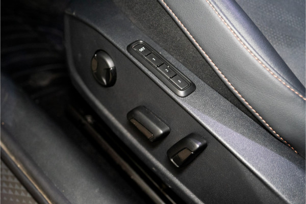 CUPRA Formentor 1.5 TSI e-Hybrid VZ Performance 272PK Facelift | Pano | Sennheiser | Sportstoelen | Matrix | VOL! Fabrieksgarantie