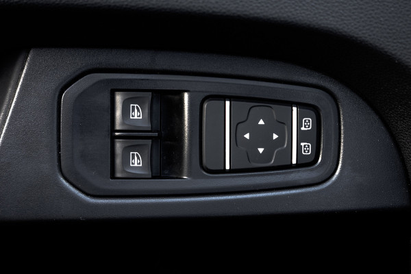 Renault Trafic dCi | L2H1 | 9-Zits| EX BTW/BPM | LED | Camera | Navi | Cruise | Airco | Zijschuifdeur R+L | PDC | Euro 6