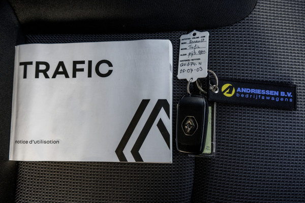 Renault Trafic dCi | L2H1 | 9-Zits| EX BTW/BPM | LED | Camera | Navi | Cruise | Airco | Zijschuifdeur R+L | PDC | Euro 6